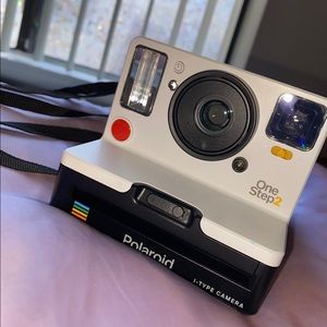 polaroid one-step 2